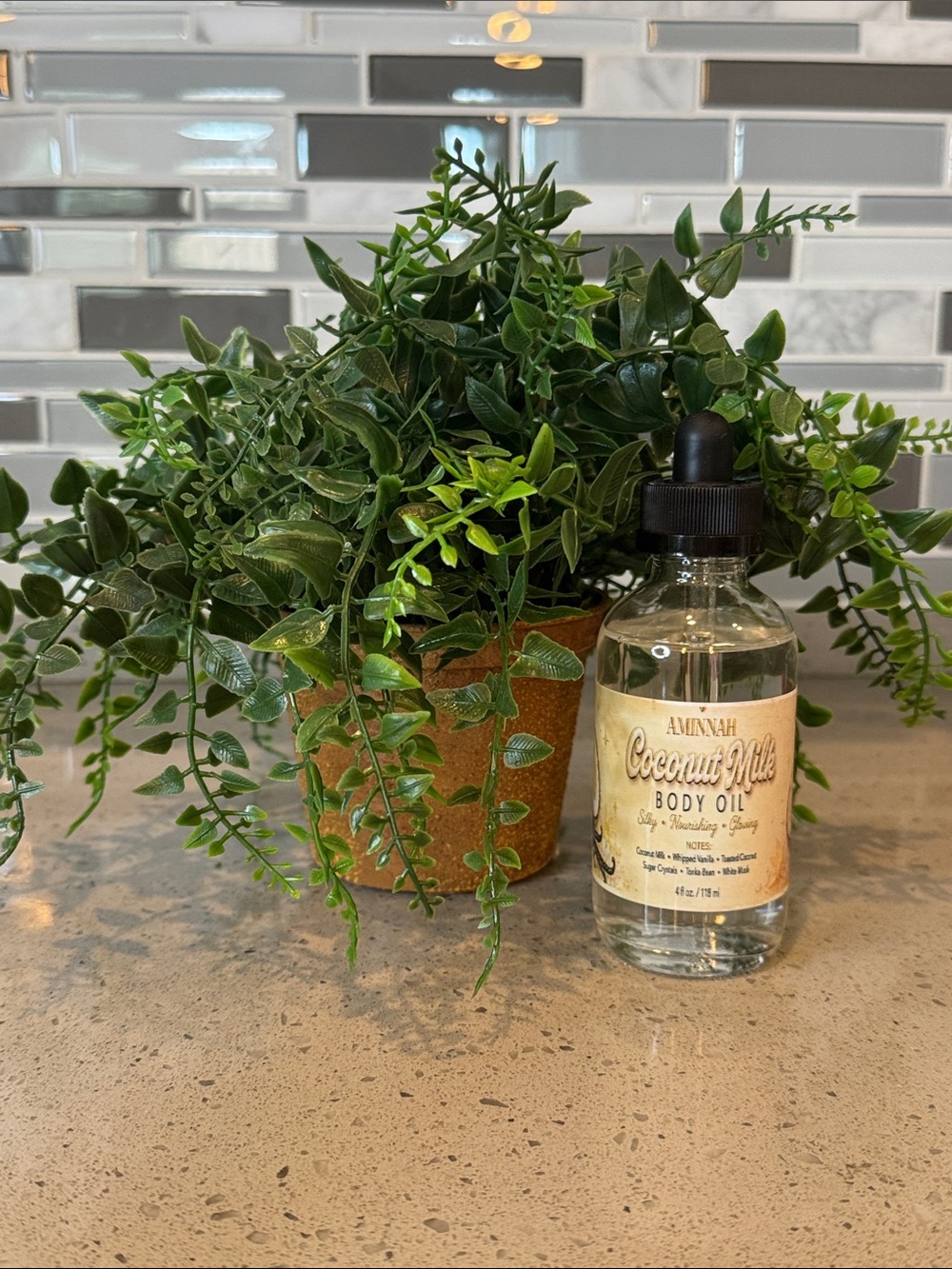 AMINNAH - COCONUT MILK BODY OIL